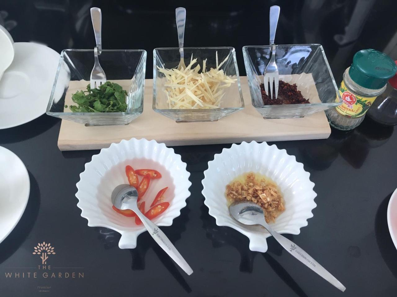 The White Garden Premier Saraburi Hotel Ban Dao Ruang  Eksteriør billede