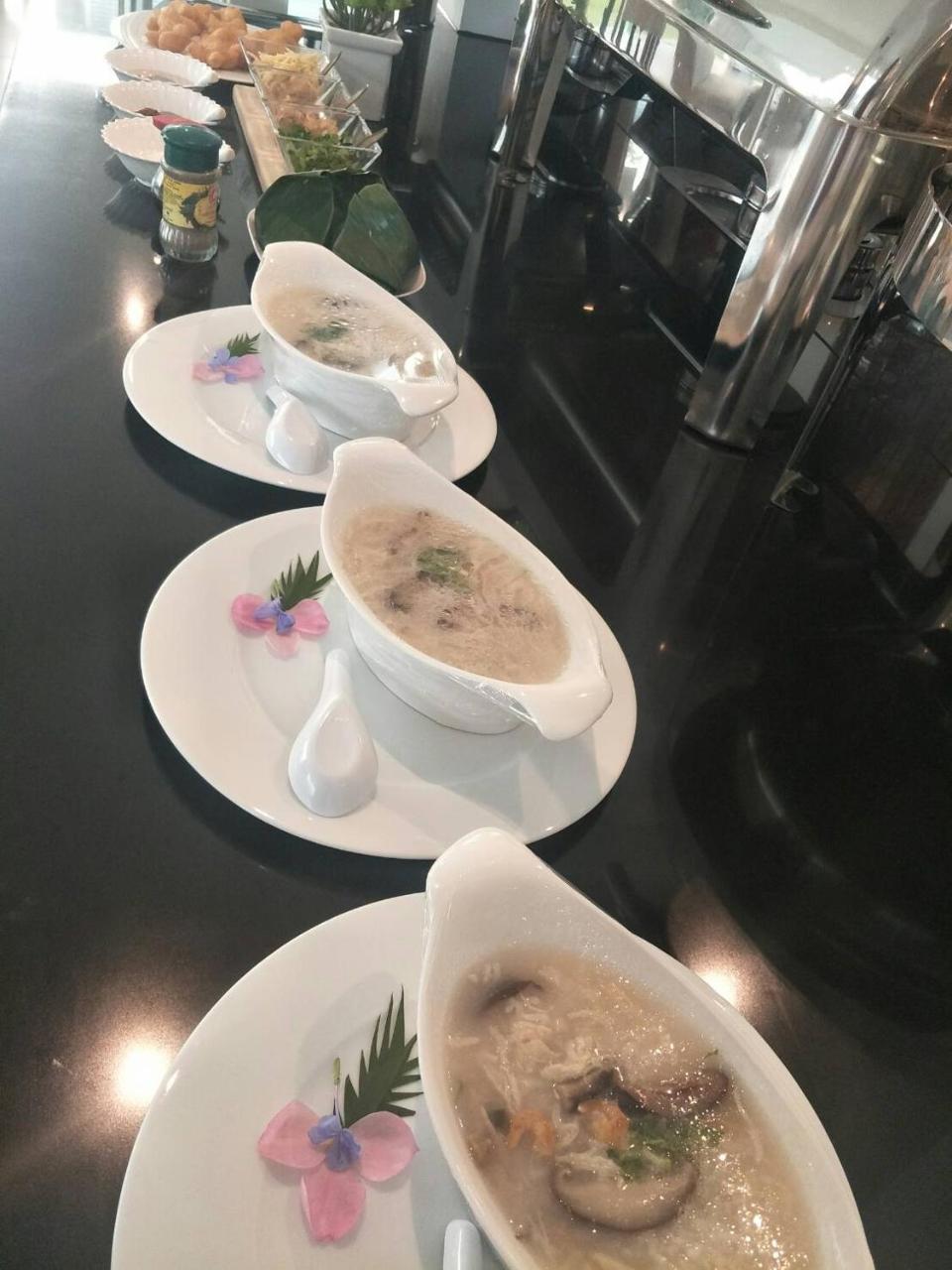 The White Garden Premier Saraburi Hotel Ban Dao Ruang  Eksteriør billede