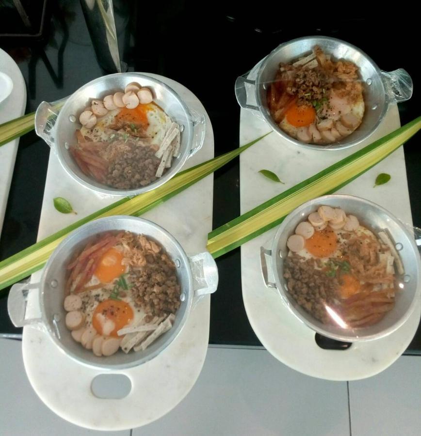 The White Garden Premier Saraburi Hotel Ban Dao Ruang  Eksteriør billede
