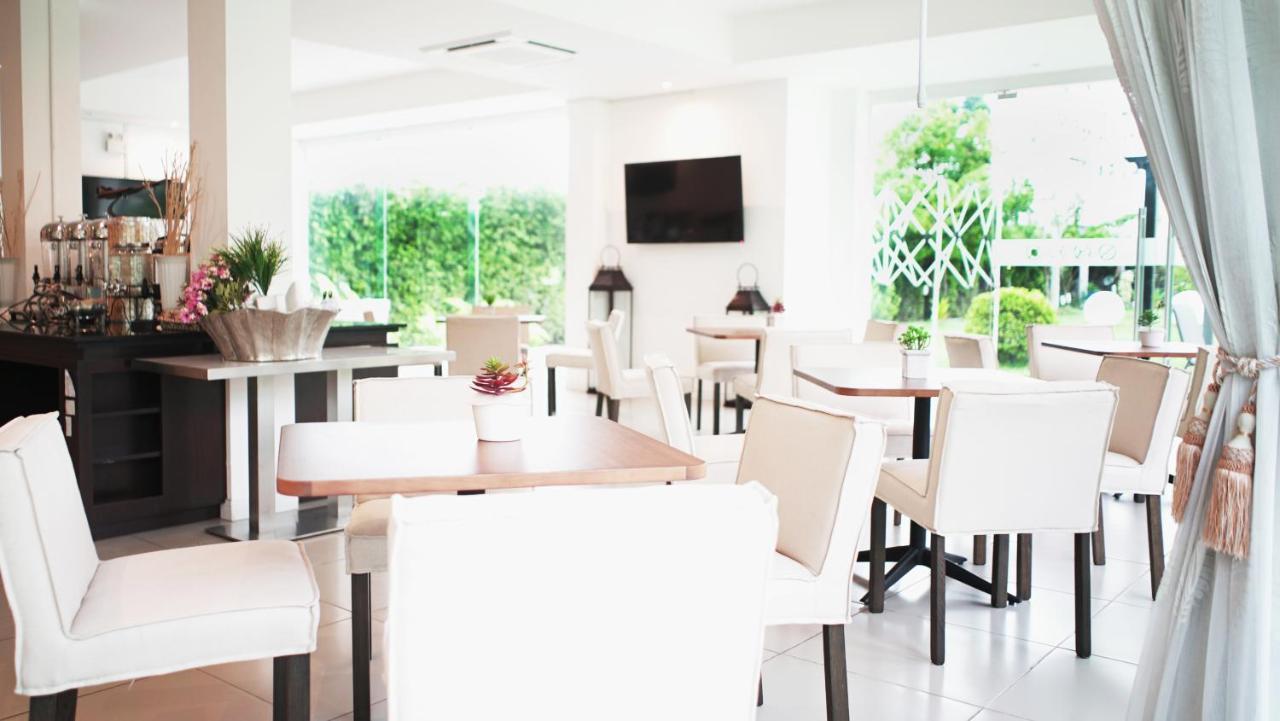 The White Garden Premier Saraburi Hotel Ban Dao Ruang  Eksteriør billede