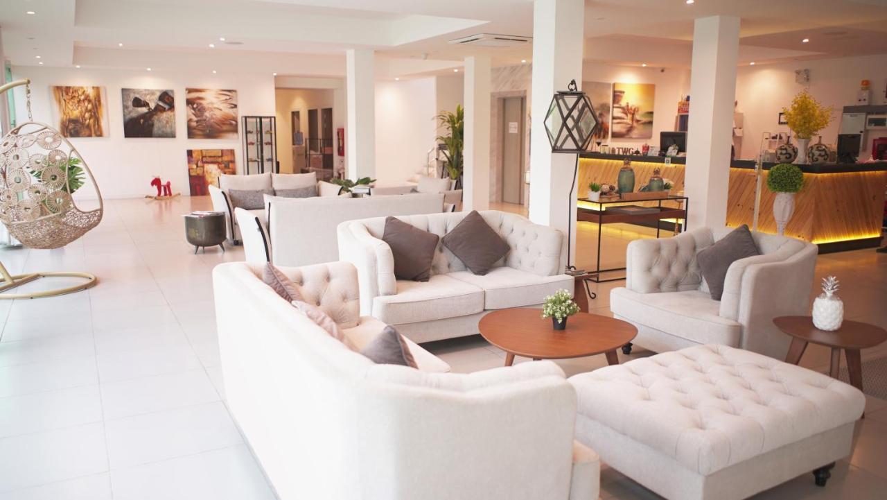 The White Garden Premier Saraburi Hotel Ban Dao Ruang  Eksteriør billede